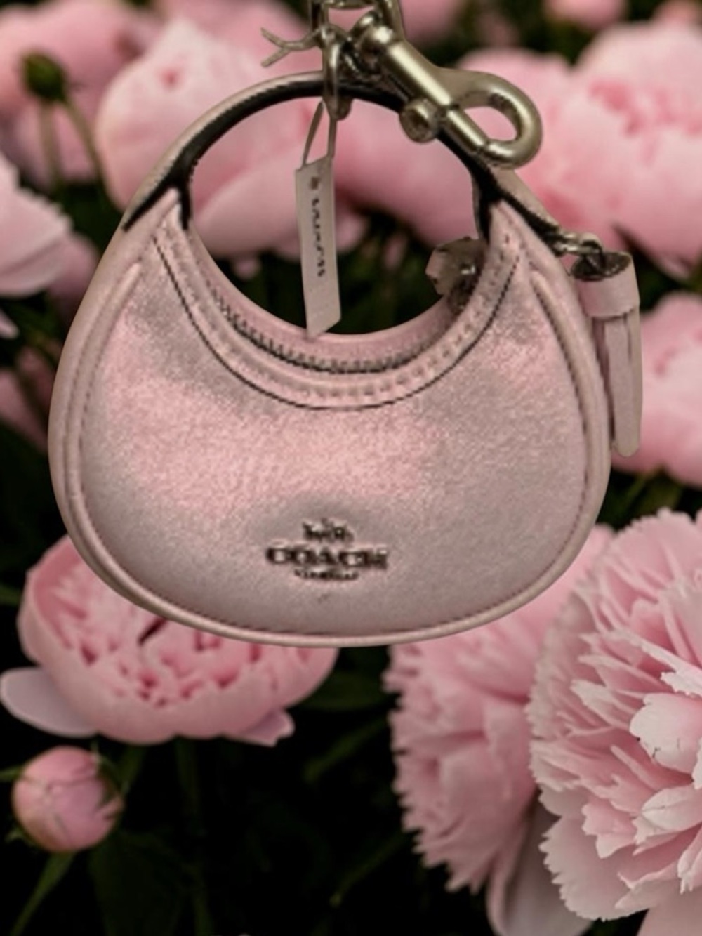 Coach mini Carmen bag charm NWT keychain in pearlized pink - Picture 3 of 14